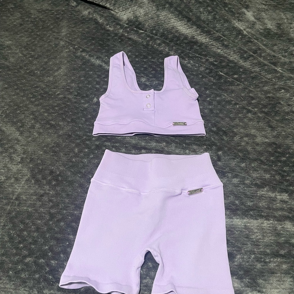 Bombshell Sportswear Seamless Lavender Set